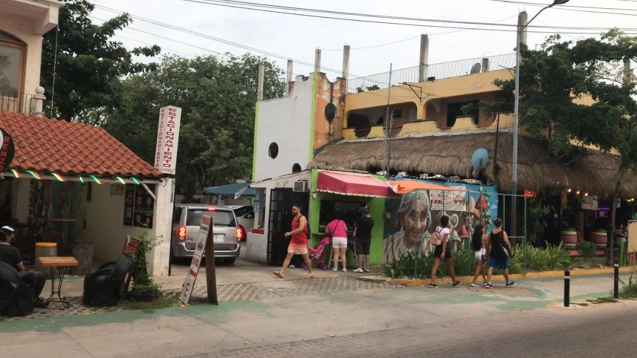 Hotel D^Atyi Inn