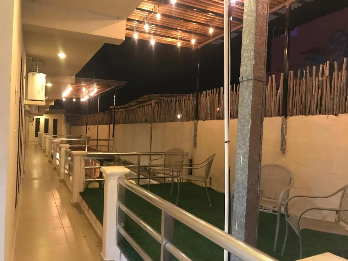 Hotel D^Atyi 0*, Playa del Carmen