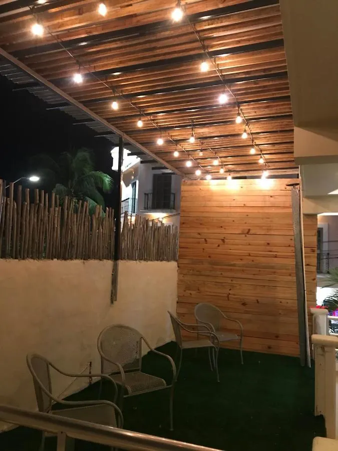 Hotel D^Atyi 0*, Playa del Carmen